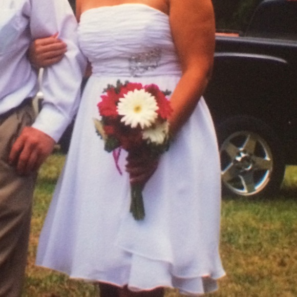 Worn Once - Picture 3 of 3